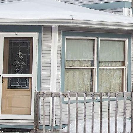 The Sawyer House Bed & Breakfast スタージョンベイ エクステリア 写真