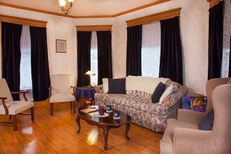 The Sawyer House Bed & Breakfast スタージョンベイ エクステリア 写真