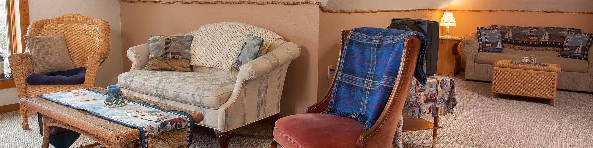 The Sawyer House Bed & Breakfast スタージョンベイ エクステリア 写真